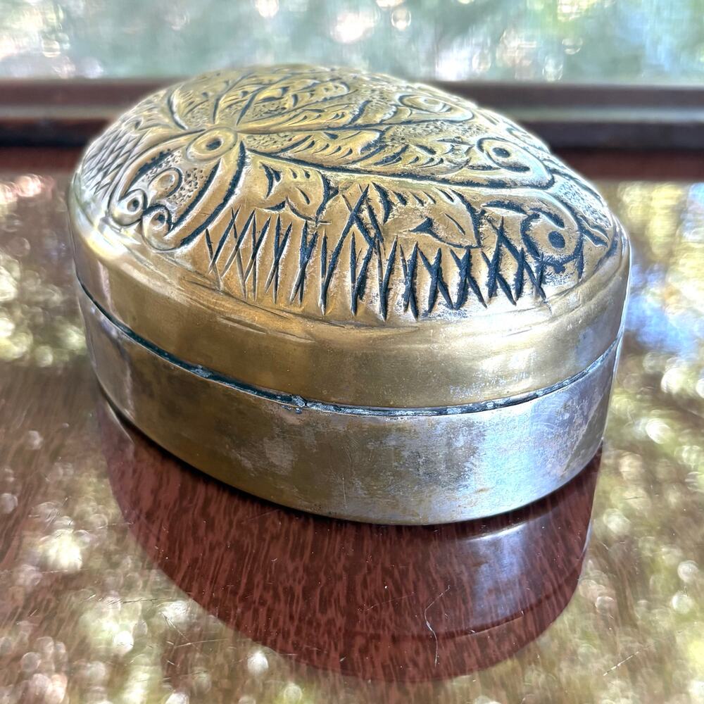 Vintage Brass Tone Trinket Box India Etched Floral Oval Box